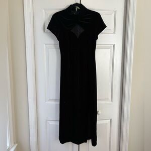 Nights Way Collection Elegant Black Velvet Dress